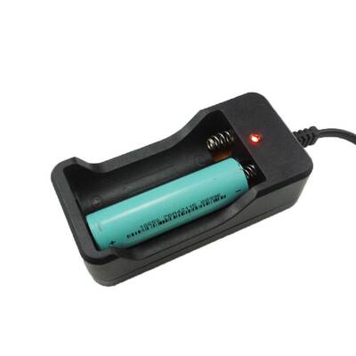 18650 Li-ion Pil 2'li Şarj Aleti - 3.7V - 500mA